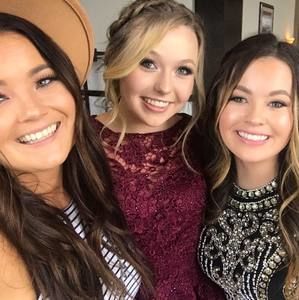 Meet your Posher, Cindy